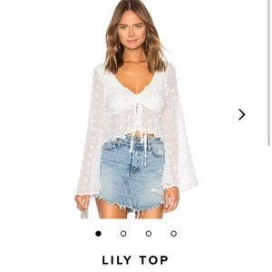 LOVERS AND FRIENDS Lily Cream Bell Sleeve Crop Blouse